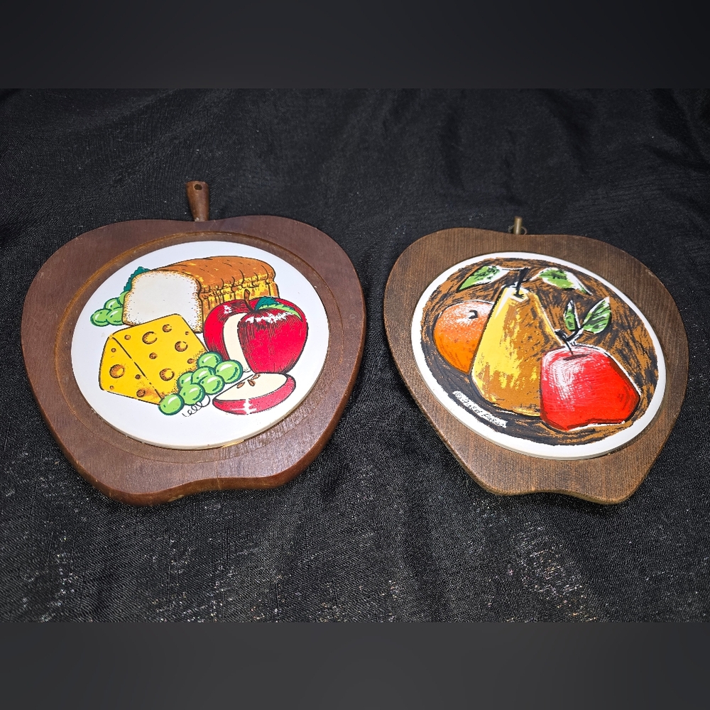 Vintage Wooden Apple-Shaped Wall Plaques